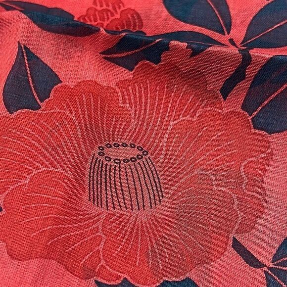 Junko Koshino 16x16 Square Scarf Red Black Floral Asian Inspired Summer Coastal - Picture 5 of 7